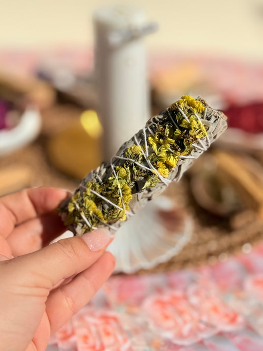 ATADO DE SALVIA BLANCA CON SINUATA AMARILLA - Sahumerio de Intención